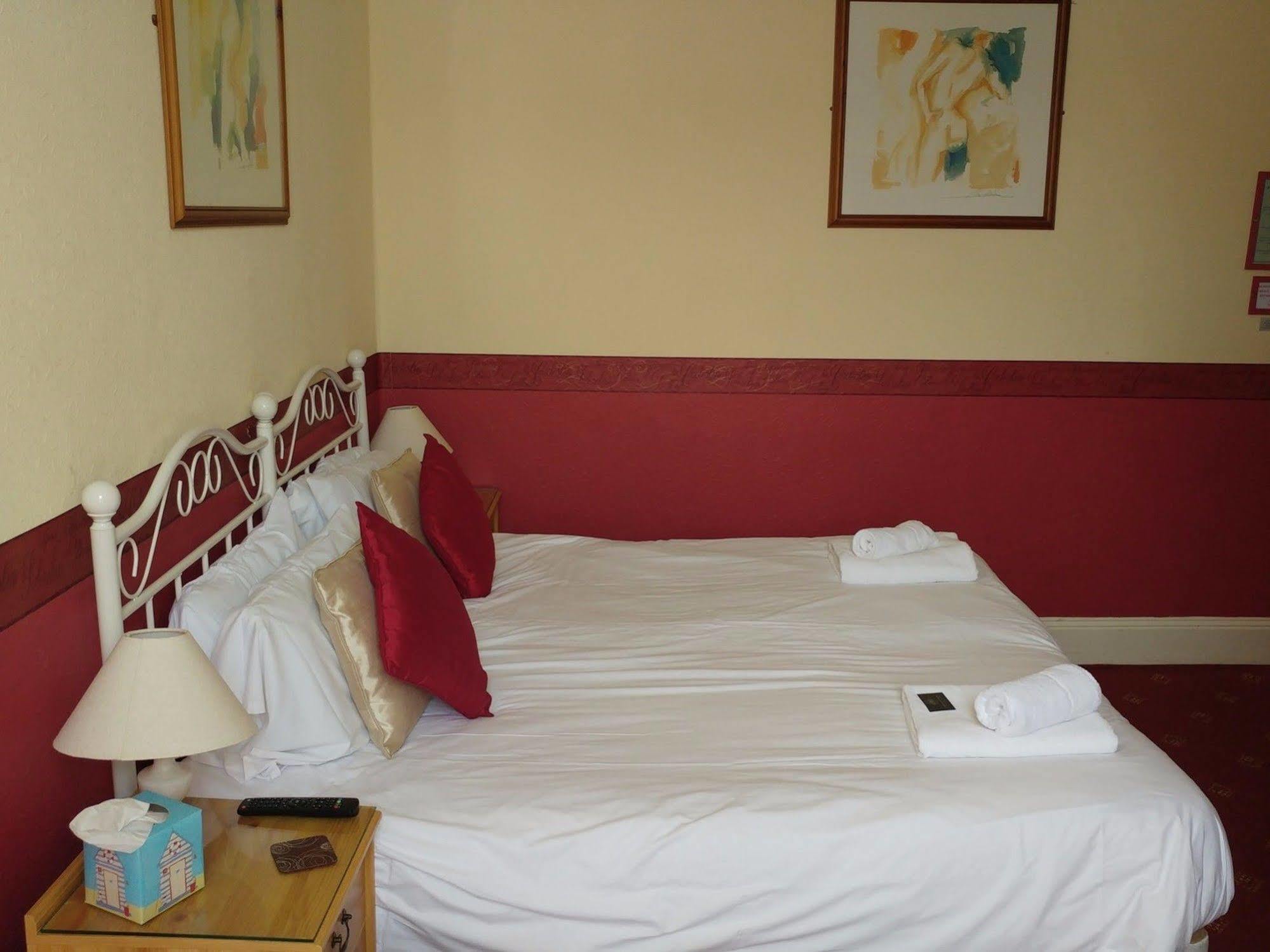Heathcliff House B&B Exclusively For Adults Free Large Carpark Torquay Luaran gambar